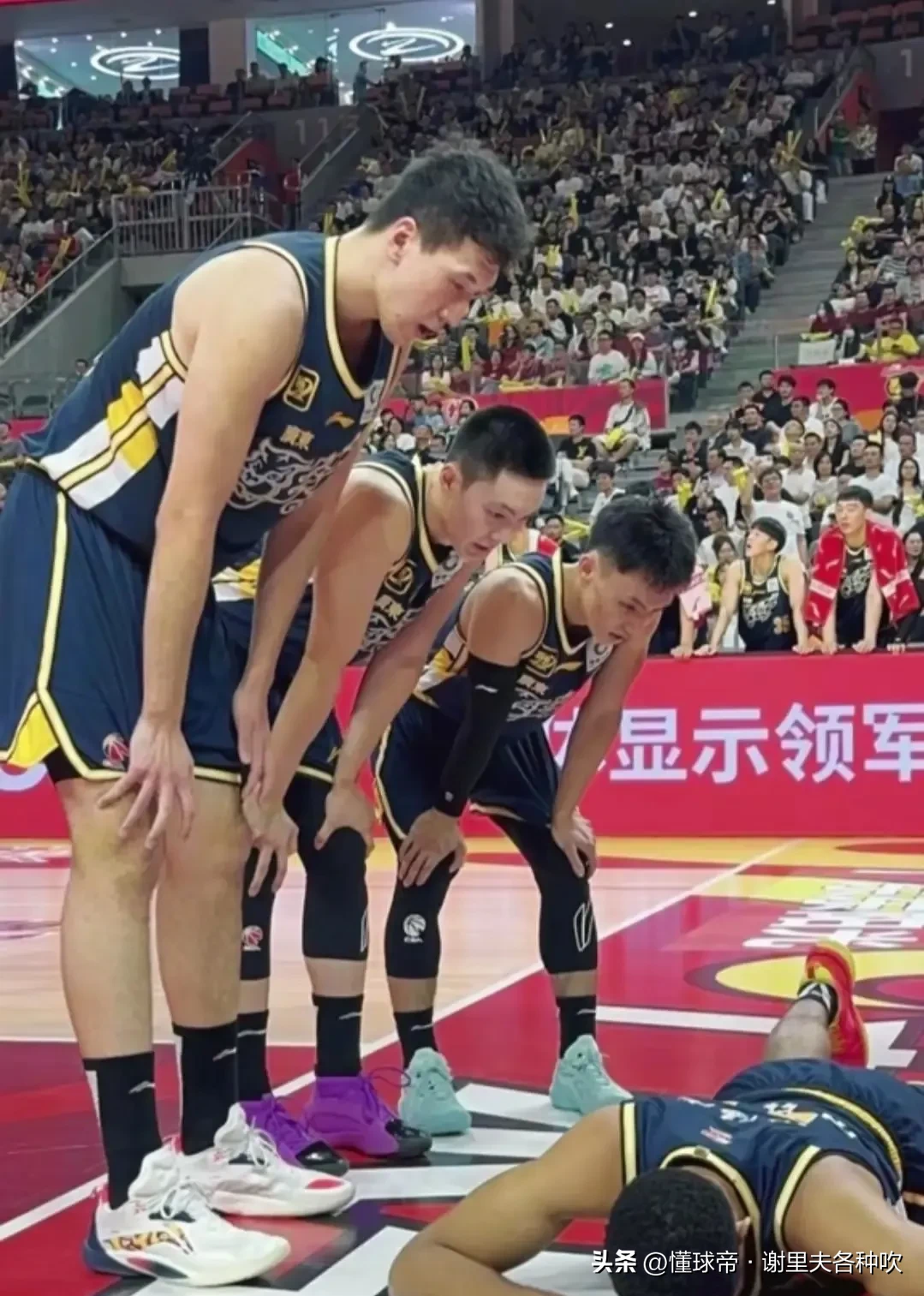 社区盾冲刺阶段再迎强敌，广东宏远刷新队史纪录，主帅态度——气氛紧张，临场指挥获称赞的简单介绍-金年会彩票