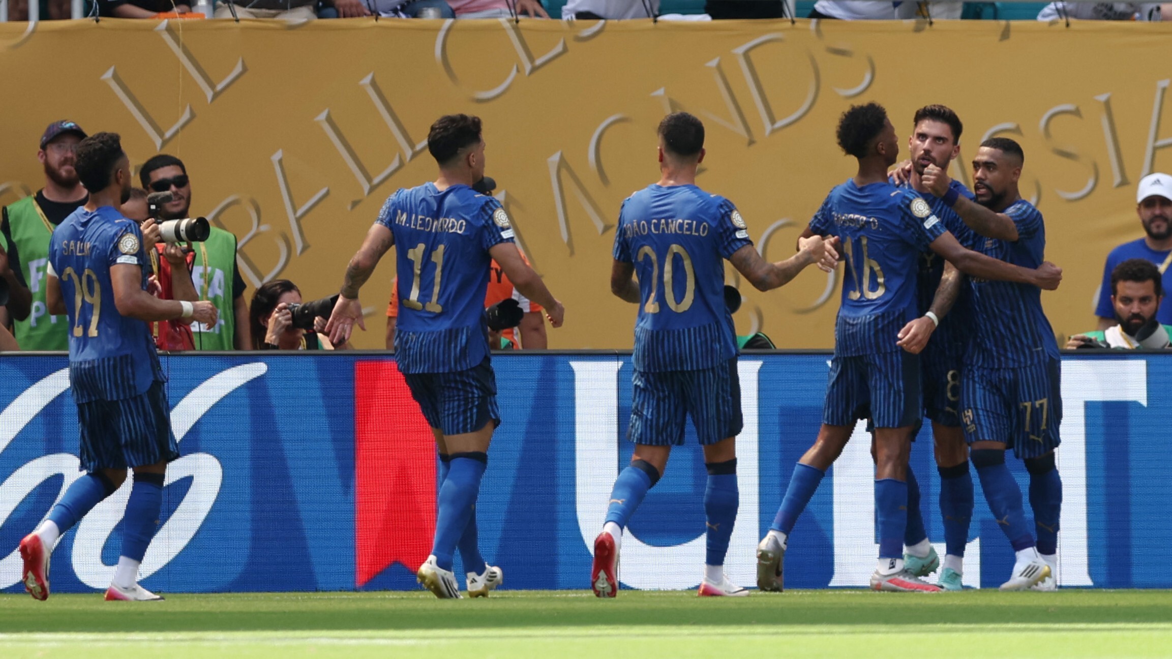 包含里程碑夜马赛更衣室发声；法甲国际比赛日刷纪录；媒体盛赞；年轻球员得到机会的词条-金年会app下载